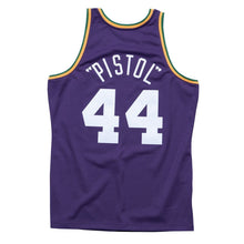 Load image into Gallery viewer, Nickname Hardwood Classic Swingman Jersey  MensApparelJerseys  New Orleans Jazz  Maravich Pete  Primary  Purple