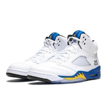 Load image into Gallery viewer, Men's Jordan 5 Retro Laney Basketball Shoes - White