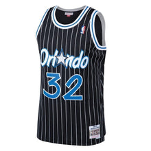 Load image into Gallery viewer, Men's Mitchell &amp; Ness Shaquille O'Neal Black Orlando Magic  Hardwood Classics Swingman Jersey   Black